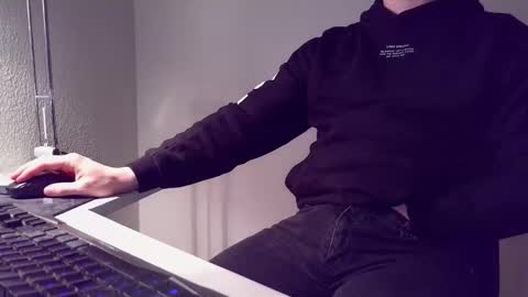 clamshive7 online show from March 21, 6:22 pm