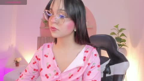 C L A R A online show from June 27, 2:49 am