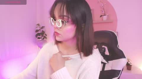 C L A R A online show from July 17, 2:51 am
