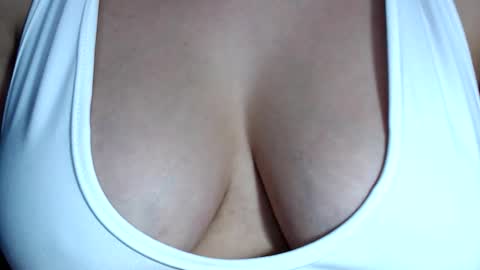 CLARA AT YOUR SERVICE online show from February 3, 8:08 am