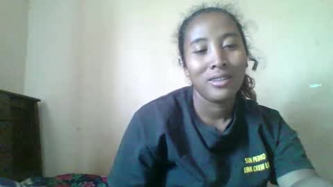 Snapshot of clarah0123 chatting on September 26, 8:29 am Clarah0123 online show from September 26, 8:29 am