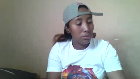 Snapshot of clarah0123 chatting on October 10, 9:08 am Clarah0123 online show from October 10, 9:08 am