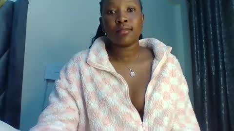 clara11 online show from February 25, 2:10 am