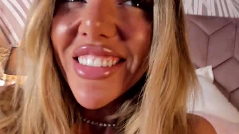 ClaraHazel online show from October 12, 4:55 am