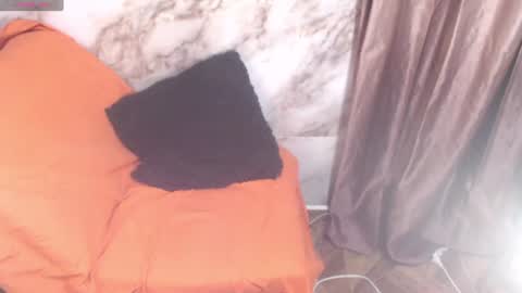 Snapshot of claraluna_ws chatting on June 11, 11:36 pm claraluna online show from June 11, 11:36 pm