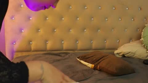 Clara online show from January 8, 8:16 am