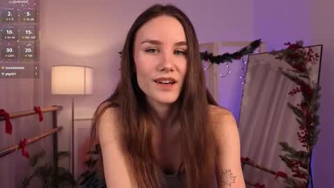 Snapshot of clare_ff chatting on December 16, 1:49 pm Claire online show from December 16, 1:49 pm