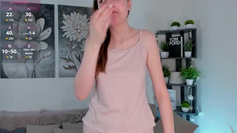 Snapshot of claribelpastano chatting on March 18, 1:42 am Lora online show from March 18, 1:42 am