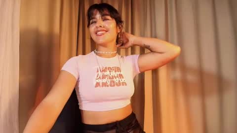 Snapshot of claricerose chatting on November 27, 12:46 am clarise online show from November 27, 12:46 am