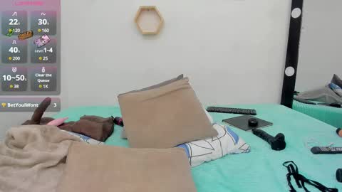 Snapshot of clarise_cooper chatting on March 4, 11:29 am clarise_cooper online show from March 4, 11:29 am