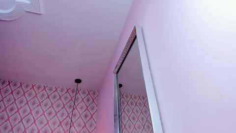 Snapshot of clarise_hall chatting on December 24, 11:00 pm C L A R I S E online show from December 24, 11:00 pm