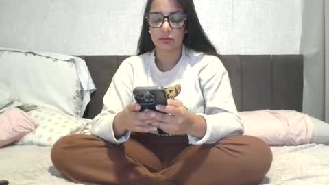 Snapshot of clarismiasensual1 chatting on July 2, 3:23 am clarismia online show from July 2, 3:23 am