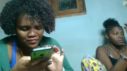 Snapshot of clarisse98 chatting on October 28, 3:47 pm clarisse98 online show from October 28, 3:47 pm