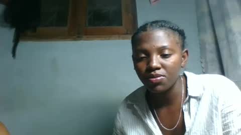 Snapshot of clarisse98 chatting on October 30, 7:14 pm clarisse98 online show from October 30, 7:14 pm