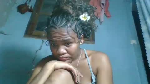 Snapshot of clarisse98 chatting on November 8, 9:24 pm clarisse98 online show from November 8, 9:24 pm