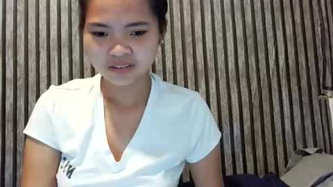 Snapshot of clarita_moore1000 chatting on June 1, 11:17 pm Rita online show from June 1, 11:17 pm