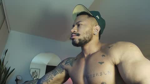 clark_strong online show from November 29, 10:51 am