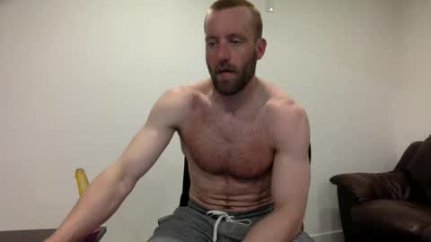 Snapshot of clarkecock chatting on April 2, 1:42 pm Clarke Cock online show from April 2, 1:42 pm