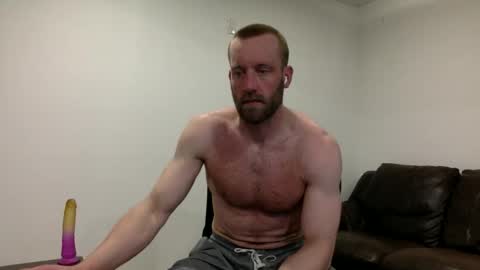 Snapshot of clarkecock chatting on April 4, 2:14 pm Clarke Cock online show from April 4, 2:14 pm