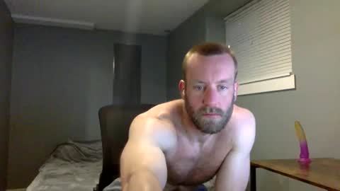 Snapshot of clarkecock chatting on April 18, 1:04 pm Clarke Cock online show from April 18, 1:04 pm