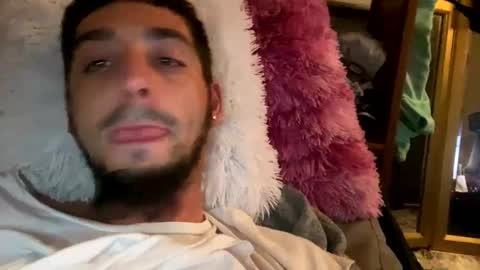 Snapshot of clarkshammer95 chatting on March 6, 12:19 pm clarkshammer95 online show from March 6, 12:19 pm