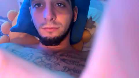 Snapshot of clarkshammer95 chatting on October 18, 4:41 pm clarkshammer95 online show from October 18, 4:41 pm