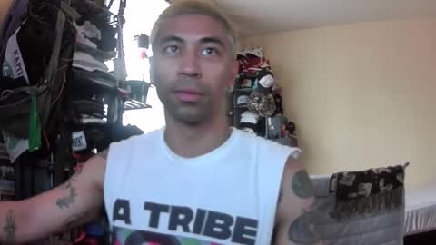 clarro online show from April 5, 3:20 pm