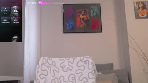 Snapshot of classdeb chatting on February 2, 2:38 am ClassDeb online show from February 2, 2:38 am