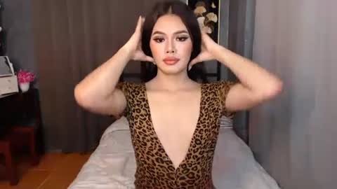 Snapshot of classy_maika chatting on February 25, 10:58 am maika online show from February 25, 10:58 am