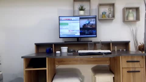 Deea xxx online show from December 23, 6:33 am