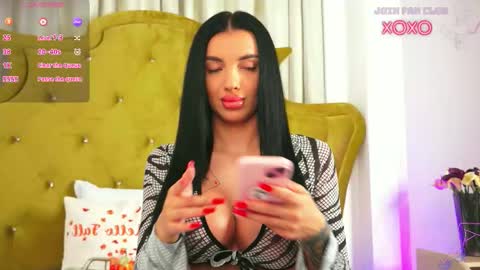 Snapshot of classybarby__ chatting on September 30, 1:05 pm Velma online show from September 30, 1:05 pm