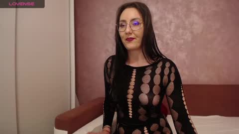 classybarbyx online show from February 9, 8:33 am