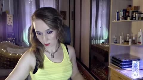 classyinna online show from October 17, 8:39 am