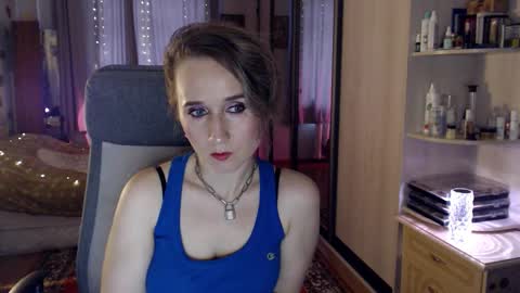 classyinna online show from October 23, 8:24 am