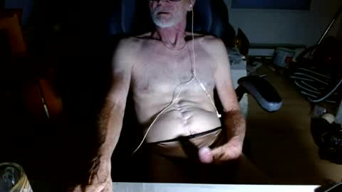 claude696920 online show from July 18, 12:59 am