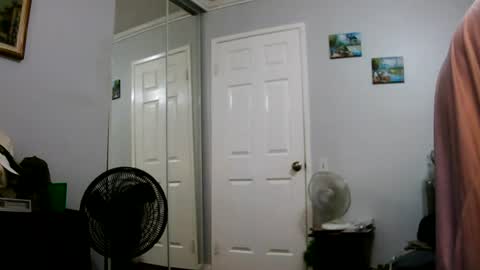 Snapshot of claudia1964 chatting on June 18, 4:00 pm Claudia online show from June 18, 4:00 pm