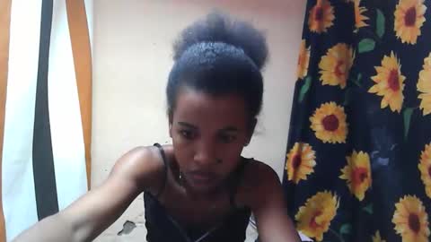 claudianne online show from October 13, 1:33 pm