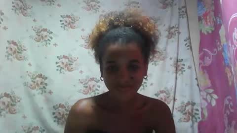 claudianne online show from December 1, 6:35 pm