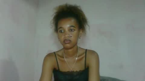 claudianne online show from January 15, 5:01 am