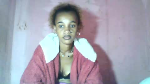 claudianne online show from June 12, 7:07 am