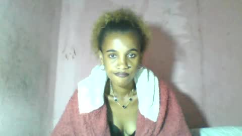 claudianne online show from June 16, 8:33 pm