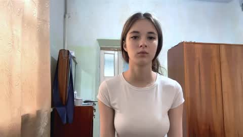 Anny online show from May 21, 8:43 am