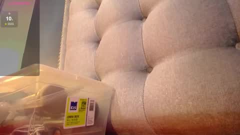 Snapshot of claudyowen chatting on December 20, 2:19 am Anastasia Owen online show from December 20, 2:19 am