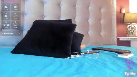 Snapshot of claudyowen chatting on October 28, 9:50 pm Anastasia Owen online show from October 28, 9:50 pm