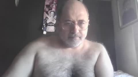 Snapshot of clauss742 chatting on March 29, 4:29 pm clauss742 online show from March 29, 4:29 pm