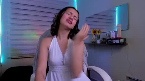 Snapshot of clawdeen_hot chatting on March 24, 3:33 am Clawdeen online show from March 24, 3:33 am