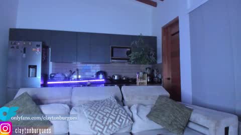 claytonburgues online show from October 13, 1:38 am