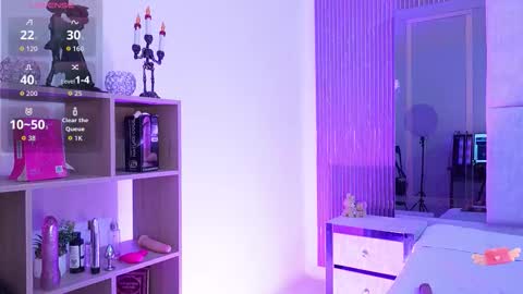 Cleo Adams online show from November 22, 4:33 am