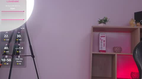 Snapshot of cleeoadams_ chatting on March 10, 5:34 am Cleo Adams online show from March 10, 5:34 am