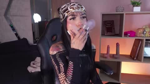 Snapshot of cleeoadams_ chatting on March 28, 6:13 am Cleo Adams online show from March 28, 6:13 am